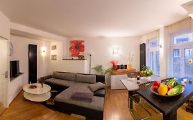 Apartment 1, Rothenburger Straße